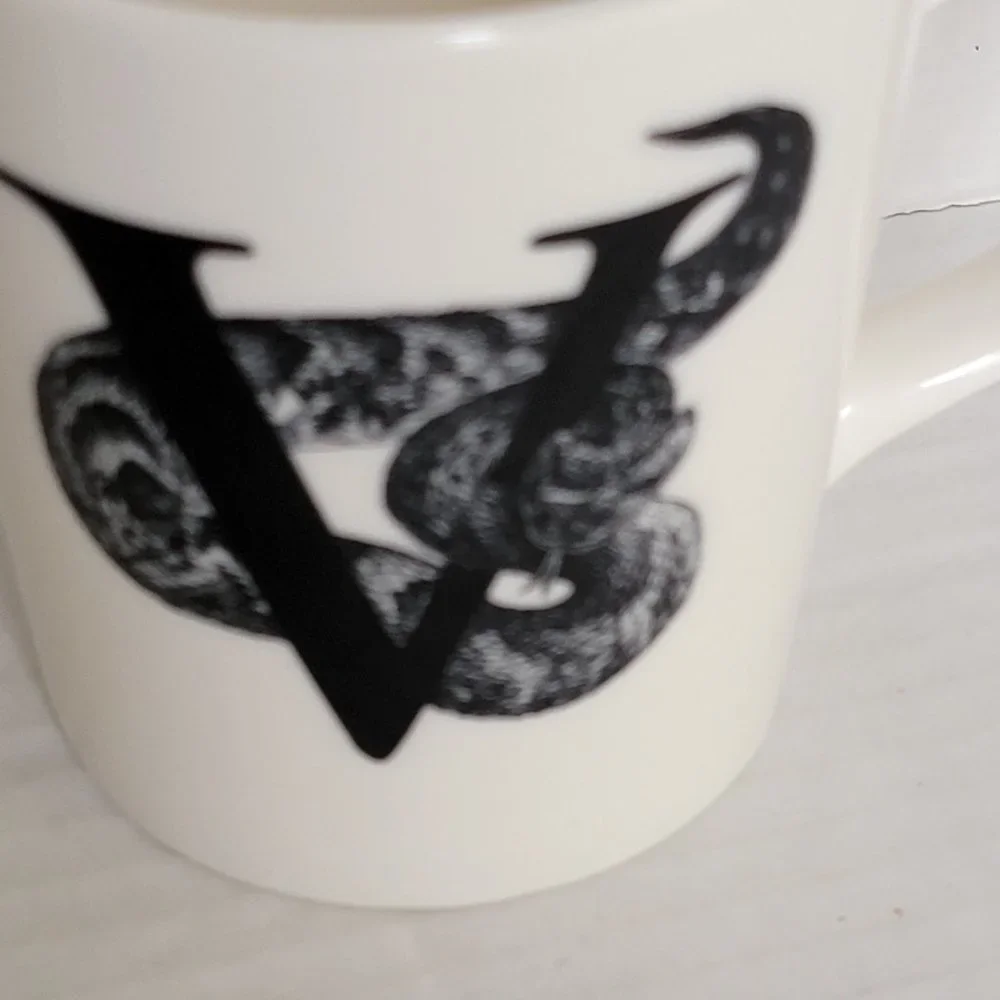New Williams Sonoma Coffee Mug Cup Vandalized Viper Snake Rory Dobner Letter V